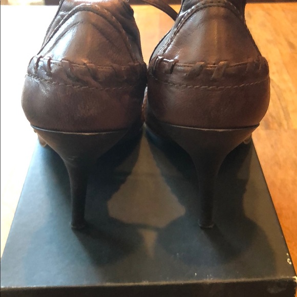 Also Leather Heels 👠 - Picture 4 of 7